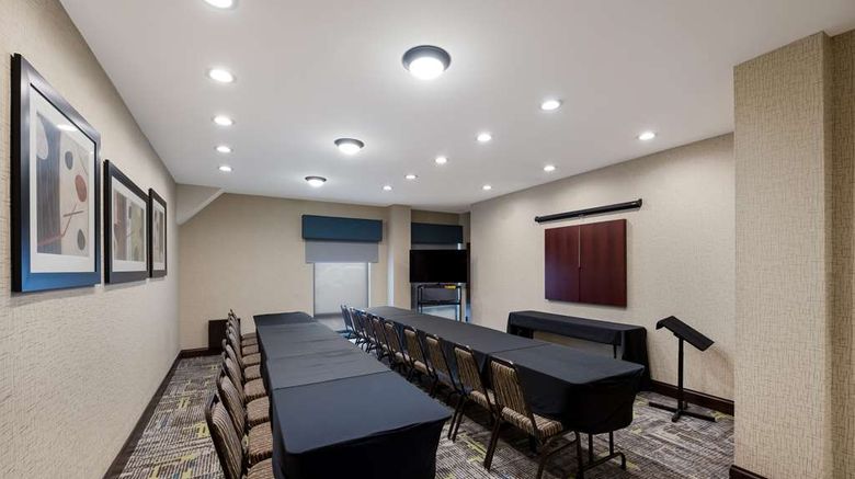 <b>Hampton Inn Marshall Meeting</b>. Images powered by <a href="https://iceportal.shijigroup.com/" title="IcePortal" target="_blank">IcePortal</a>.