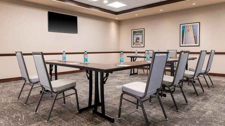 Hampton Inn & Suites Madison/Downtown Meeting