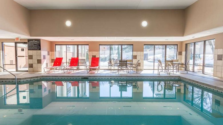 <b>Hampton Inn Madison-East Towne Mall Pool</b>. Images powered by <a href="https://iceportal.shijigroup.com/" title="IcePortal" target="_blank">IcePortal</a>.