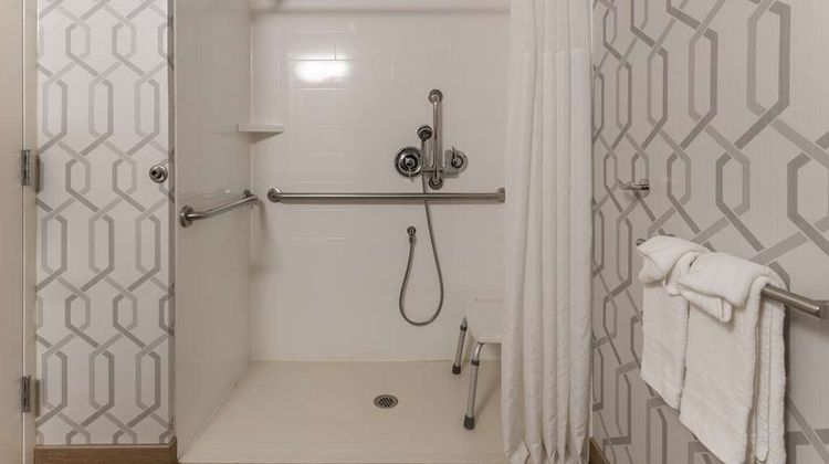 Hampton Inn Madison-East Towne Mall Room