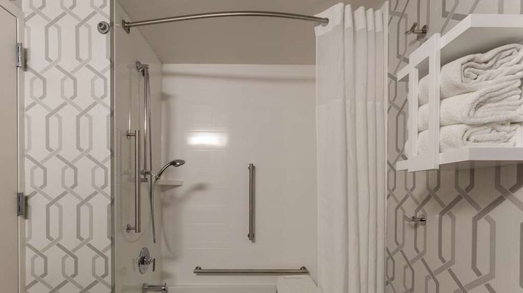 Hampton Inn Madison-East Towne Mall Room