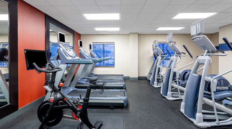Hampton Inn & Suites Mall of America Health