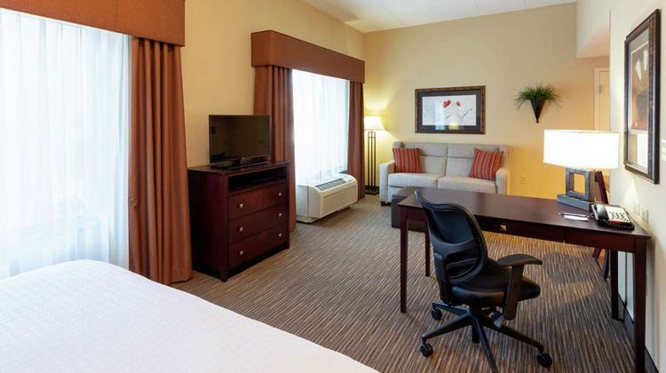 Homewood Suites by Hilton New Brighton Room