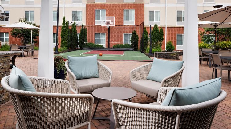 Homewood Suites by Hilton New Brighton Exterior
