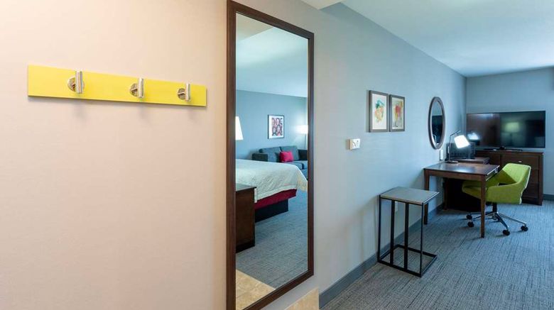 <b>Hampton Inn Minneapolis/Shakopee Room</b>. Images powered by <a href="https://iceportal.shijigroup.com/" title="IcePortal" target="_blank">IcePortal</a>.