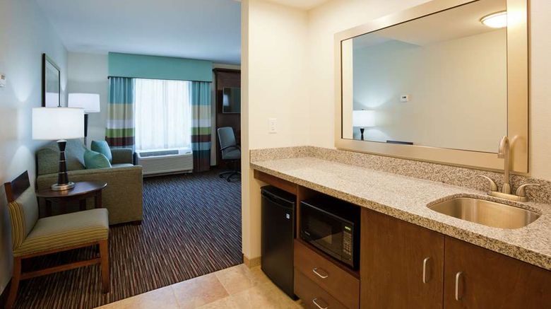 <b>Hampton Inn & Suites, Minnetonka Room</b>. Images powered by <a href="https://iceportal.shijigroup.com/" title="IcePortal" target="_blank">IcePortal</a>.