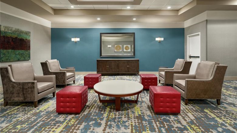<b>Hampton Inn & Suites Downtown Meeting</b>. Images powered by <a href="https://iceportal.shijigroup.com/" title="IcePortal" target="_blank">IcePortal</a>.
