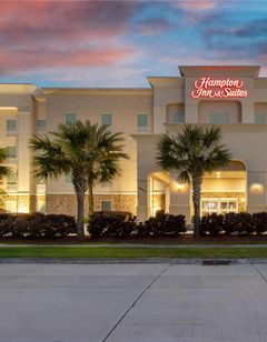 Hampton Inn & Suites Harvey