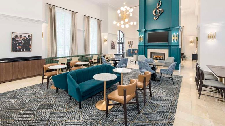 <b>Homewood Suites New Orleans Lobby</b>. Images powered by <a href="https://iceportal.shijigroup.com/" title="IcePortal" target="_blank">IcePortal</a>.