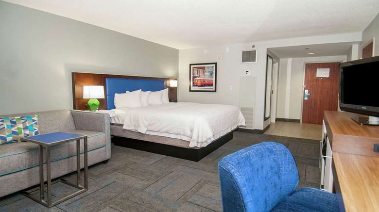 <b>Hampton Inn Metairie Room</b>. Images powered by <a href="https://iceportal.shijigroup.com/" title="IcePortal" target="_blank">IcePortal</a>.
