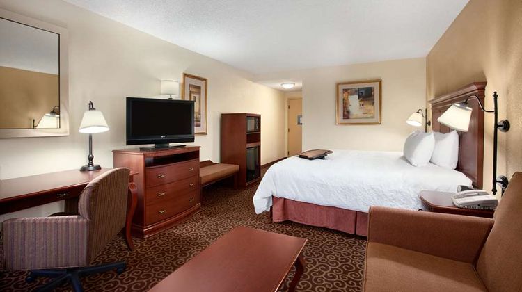 Hampton Inn Slidell Room