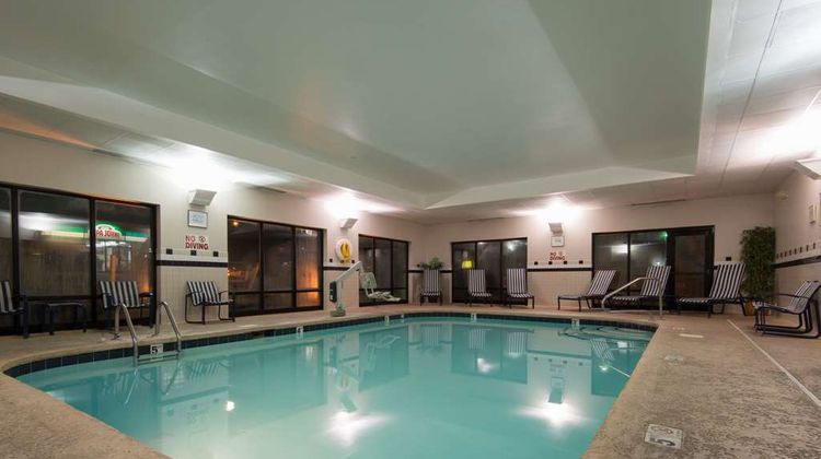 Hampton Inn Mt. Airy Pool