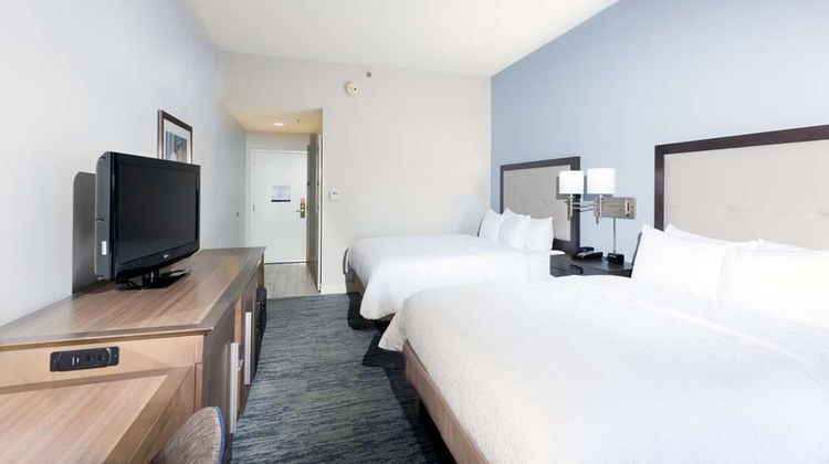 Hampton Inn Mt. Airy Room