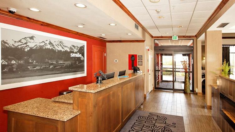 Hampton Inn Montrose Lobby