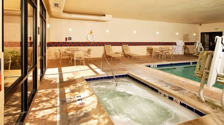 Hampton Inn Montrose Pool
