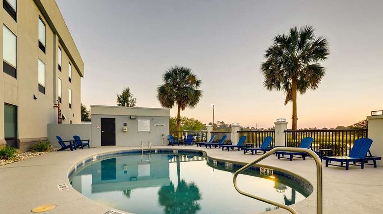 <b>Hampton Inn Moultrie Pool</b>. Images powered by <a href="https://iceportal.shijigroup.com/" title="IcePortal" target="_blank">IcePortal</a>.