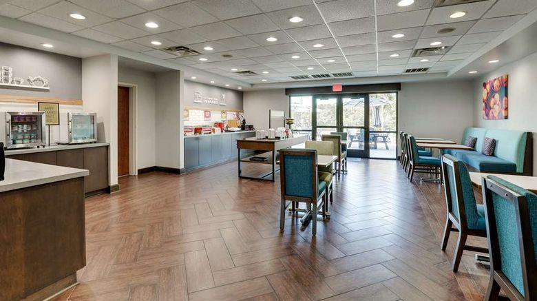 <b>Hampton Inn Moultrie Restaurant</b>. Images powered by <a href="https://iceportal.shijigroup.com/" title="IcePortal" target="_blank">IcePortal</a>.