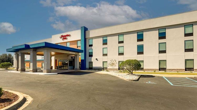 Hampton Inn Moultrie Exterior