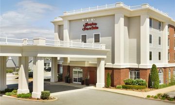 Hampton Inn & Suites-Newport/Middletown