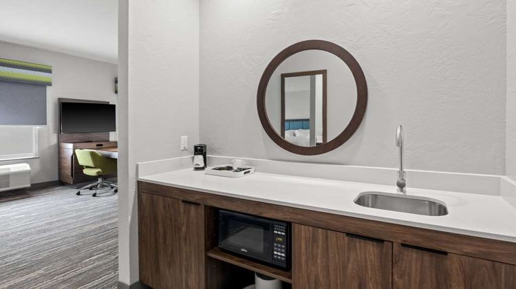 Hampton Inn & Suites Mt Pleasant Room