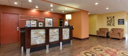 Hampton Inn - Muscatine Lobby