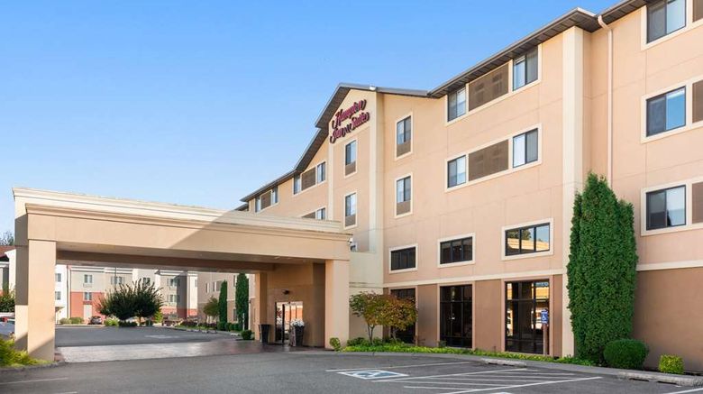 Hampton Inn  and  Suites Burlington Exterior. Images powered by <a href="https://iceportal.shijigroup.com" target="_blank" rel="noopener">Ice Portal</a>.
