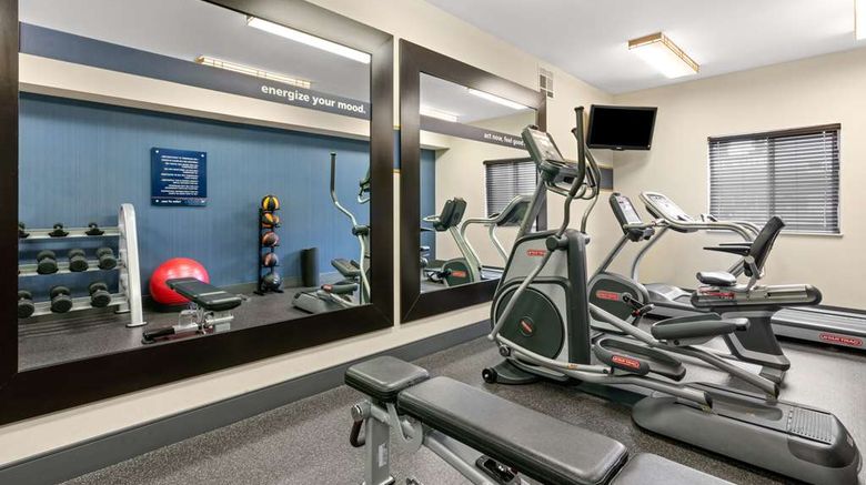 <b>Hampton Inn & Suites Burlington Health</b>. Images powered by <a href="https://iceportal.shijigroup.com/" title="IcePortal" target="_blank">IcePortal</a>.