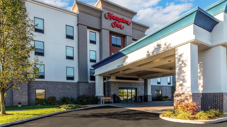 Hampton Inn Middletown Exterior