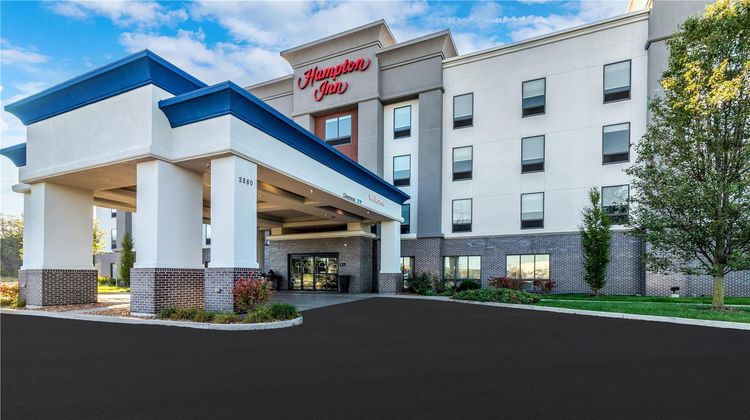 Hampton Inn Middletown Exterior