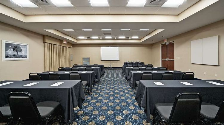Hampton Inn Broadway at The Beach Meeting