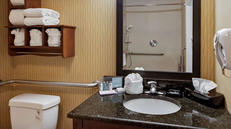 <b>Hampton Inn Broadway at The Beach Room</b>. Images powered by <a href="https://iceportal.shijigroup.com/" title="IcePortal" target="_blank">IcePortal</a>.