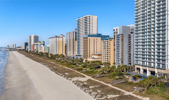 Hilton Grand Vacations Club Ocean 22 Exterior