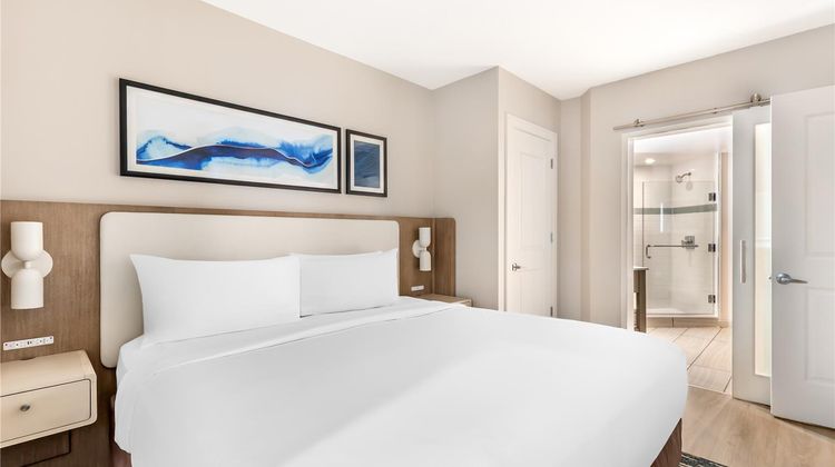 Hilton Grand Vacations Club Ocean 22 Room