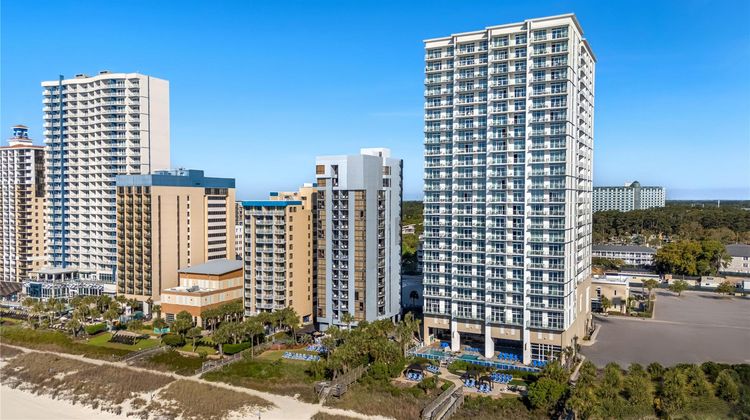 Hilton Grand Vacations Club Ocean 22 Exterior