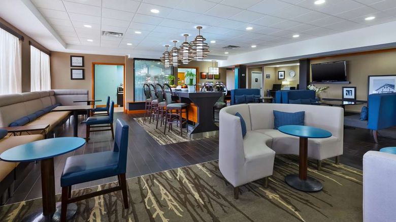 <b>Hampton Inn Marysville Lobby</b>. Images powered by <a href="https://iceportal.shijigroup.com/" title="IcePortal" target="_blank">IcePortal</a>.