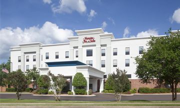Hampton Inn & Suites Natchez