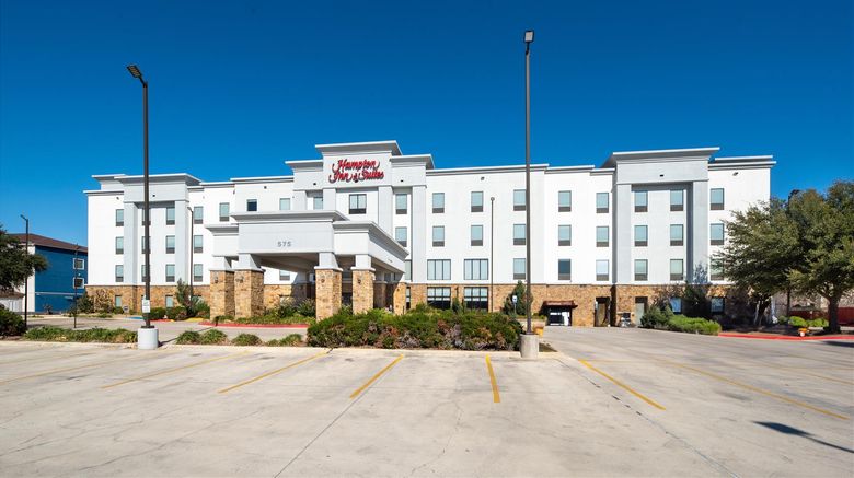 <b>Hampton Inn & Suites New Braunfels Exterior</b>. Images powered by <a href="https://iceportal.shijigroup.com/" title="IcePortal" target="_blank">IcePortal</a>.