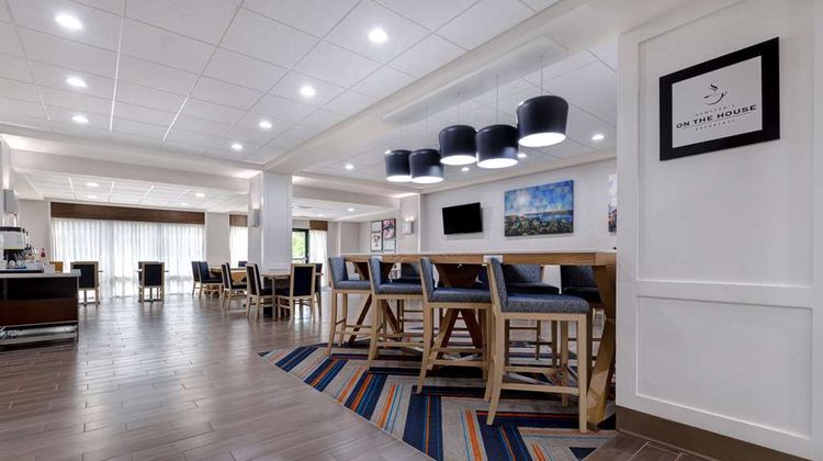 Hampton Inn Natchitoches Lobby