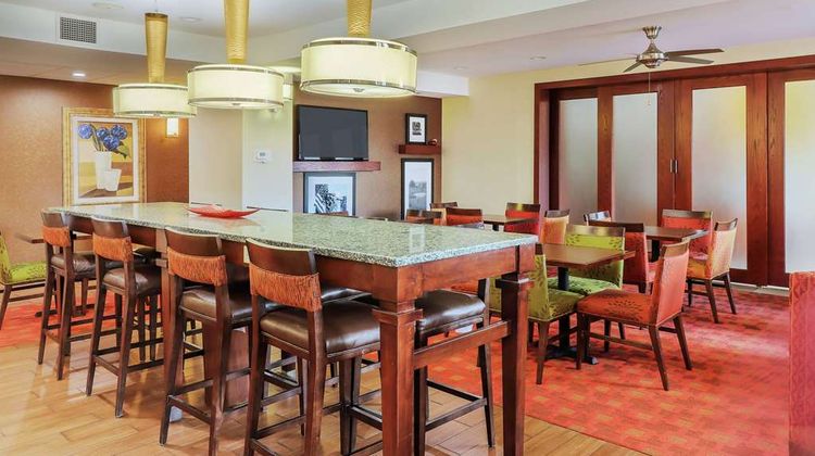 Hampton Inn Heath-Newark Lobby
