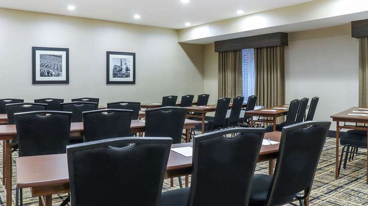 Hampton Inn Heath-Newark Meeting