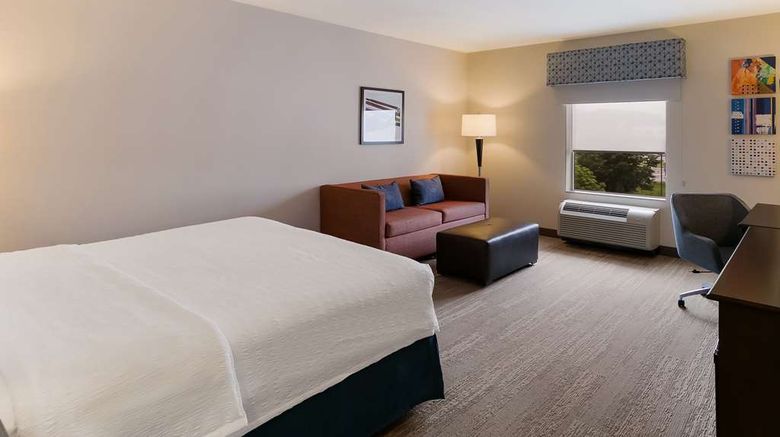 <b>Hampton Inn & Stes Wilmington Christiana Room</b>. Images powered by <a href="https://iceportal.shijigroup.com/" title="IcePortal" target="_blank">IcePortal</a>.