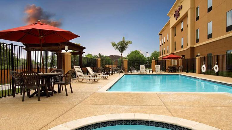 <b>Hampton Inn Beeville Pool</b>. Images powered by <a href="https://iceportal.shijigroup.com/" title="IcePortal" target="_blank">IcePortal</a>.