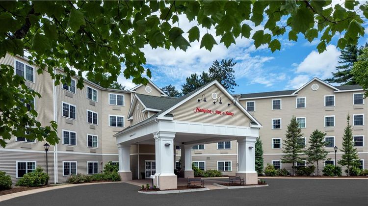 Hampton Inn & Suites North Conway Exterior