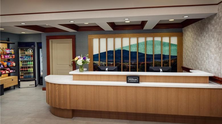 <b>Hampton Inn & Suites North Conway Lobby</b>. Images powered by <a href="https://iceportal.shijigroup.com/" title="IcePortal" target="_blank">IcePortal</a>.