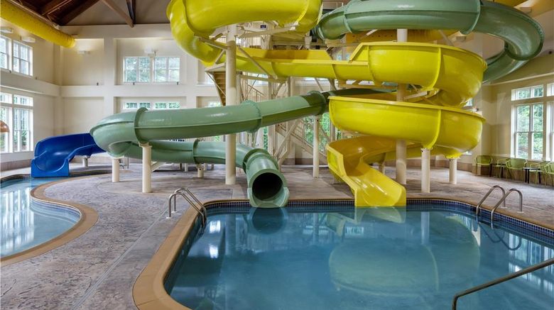 <b>Hampton Inn & Suites North Conway Pool</b>. Images powered by <a href="https://iceportal.shijigroup.com/" title="IcePortal" target="_blank">IcePortal</a>.
