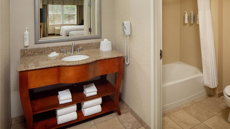 <b>Hampton Inn & Suites North Conway Room</b>. Images powered by <a href="https://iceportal.shijigroup.com/" title="IcePortal" target="_blank">IcePortal</a>.