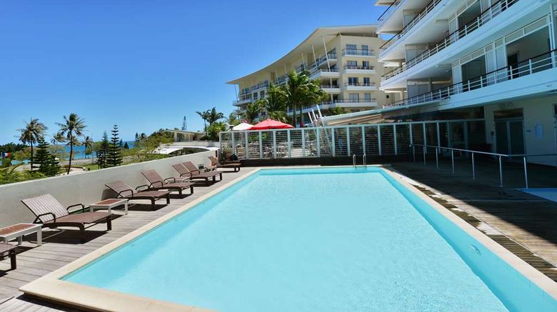 <b>Hilton Noumea La Promenade Residences Pool</b>. Images powered by <a href="https://iceportal.shijigroup.com/" title="IcePortal" target="_blank">IcePortal</a>.