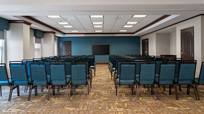 <b>Hampton Inn South Kingstown Meeting</b>. Images powered by <a href="https://iceportal.shijigroup.com/" title="IcePortal" target="_blank">IcePortal</a>.