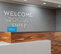Hampton Inn South Kingstown Lobby