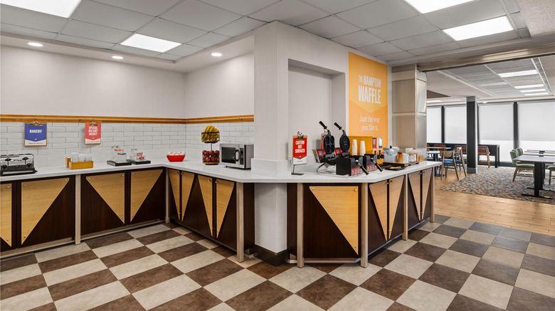 <b>Hampton Inn & Suites Mountain View Restaurant</b>. Images powered by <a href="https://iceportal.shijigroup.com/" title="IcePortal" target="_blank">IcePortal</a>.